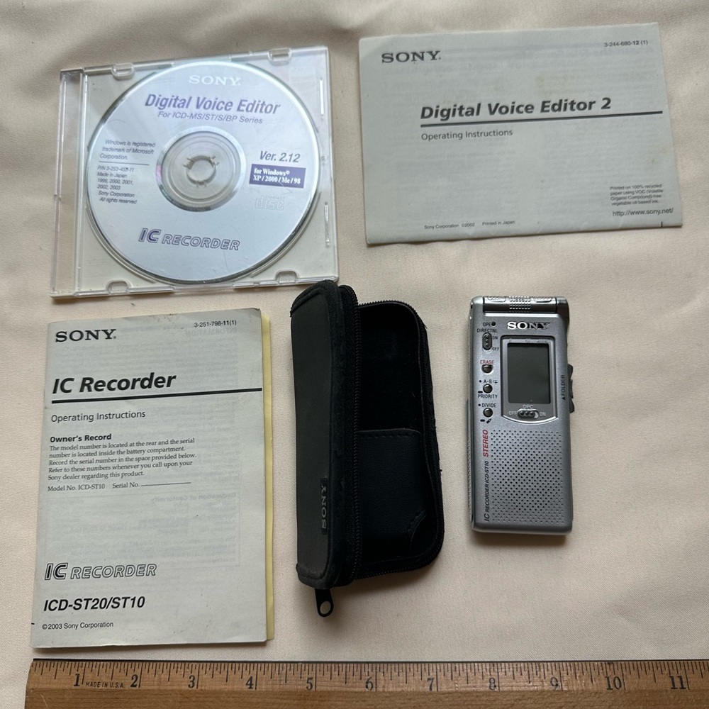 Working Sony Silver IC Recorder and Digital Voice Editor 2